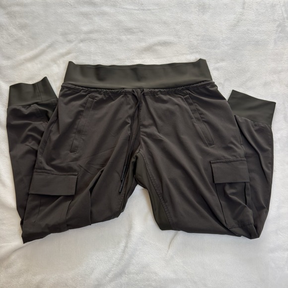 Athleta Sutton Jogger Pants Green Women's 8P Lightweight Cargo Pockets - Picture 2 of 9